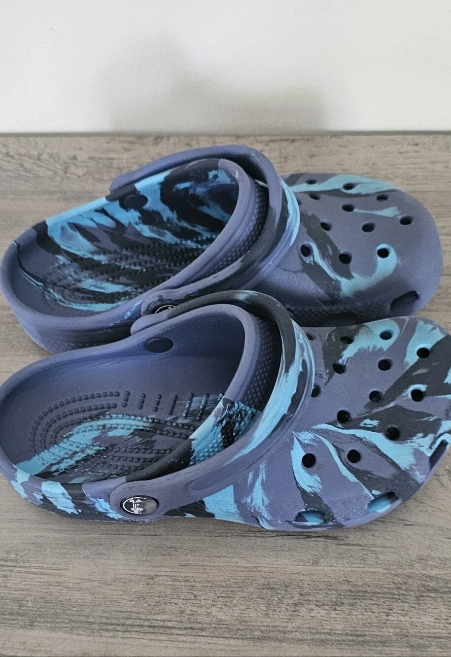 Crocs Boy Kids Blue Navy Tie Dye Slip-On Clog J 2